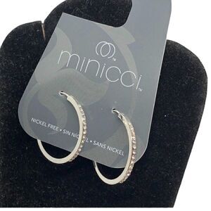🌼🌼Minicci silver tone hoops NWT🌼🌼